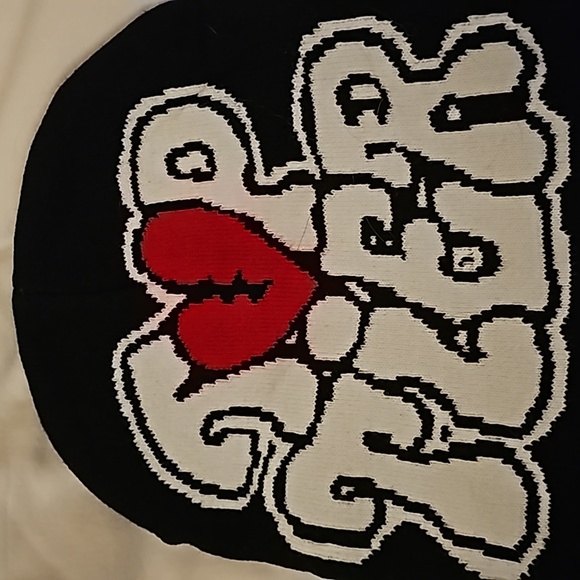 Beanie Y2K, Graphic Beanie Y2K, Top Tier Black & White Beanie - Picture 3 of 5